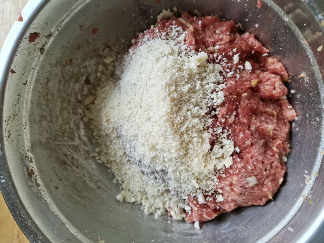 炸羊肉丸子