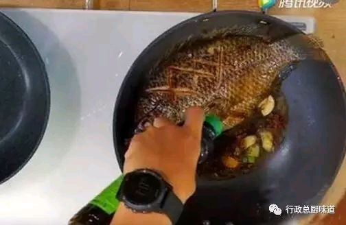 张亮红烧鱼