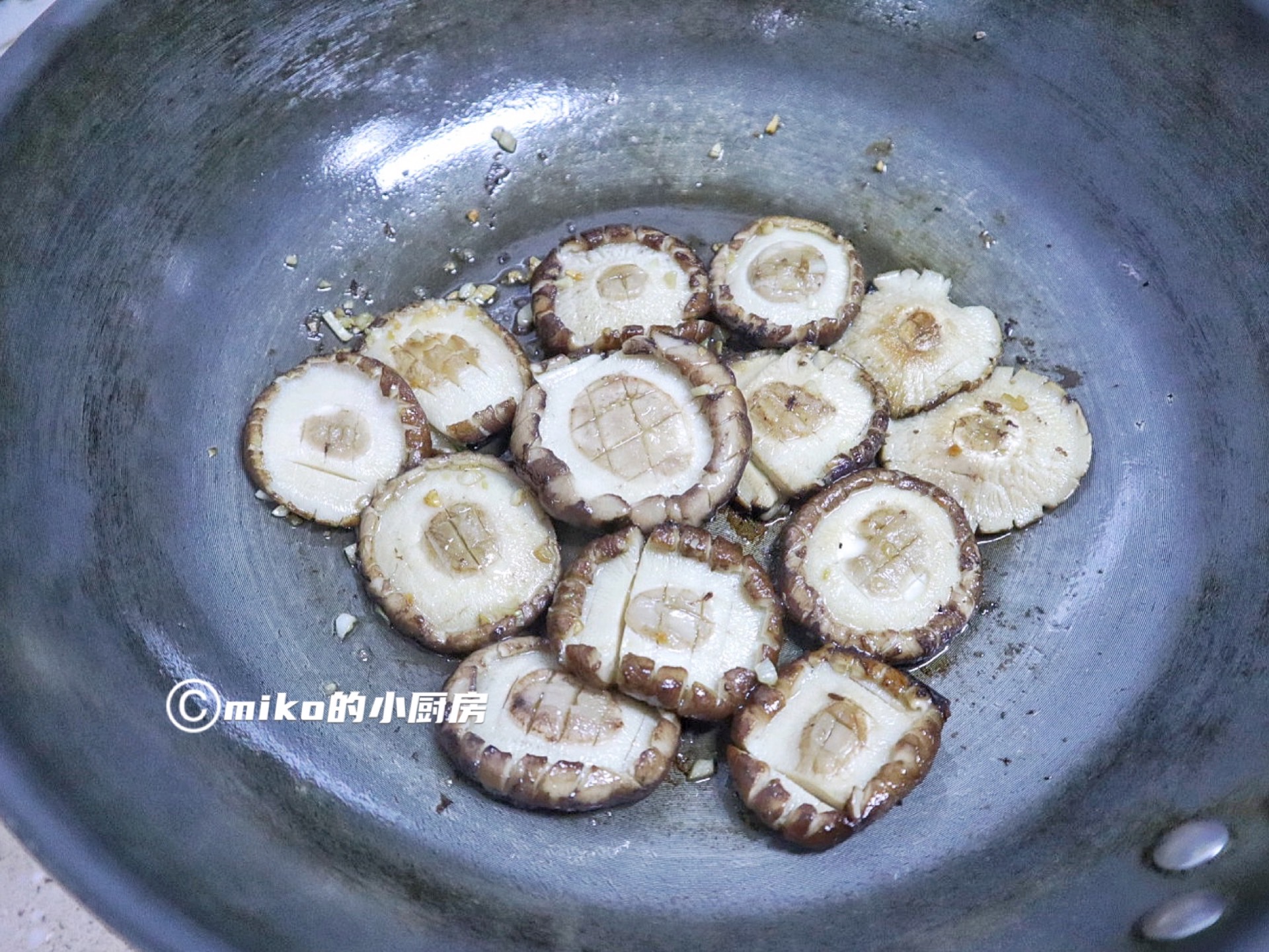 这样做的“蚝汁素鲍鱼”，比肉还香！