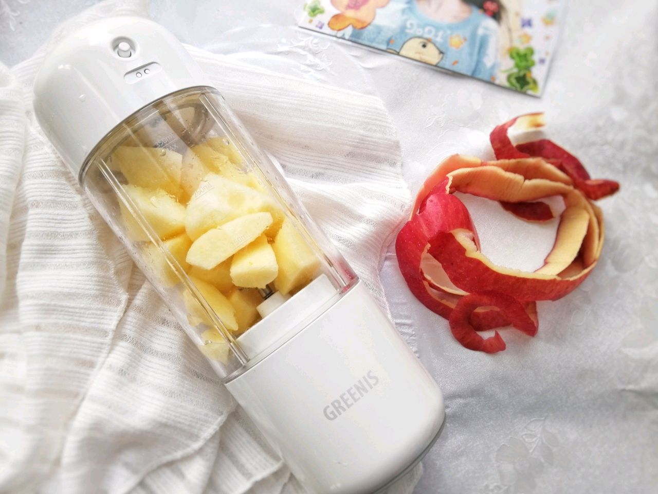 珍珠奶茶❓ 不ヾ๑是加了蓝莓的苹果奶昔☀