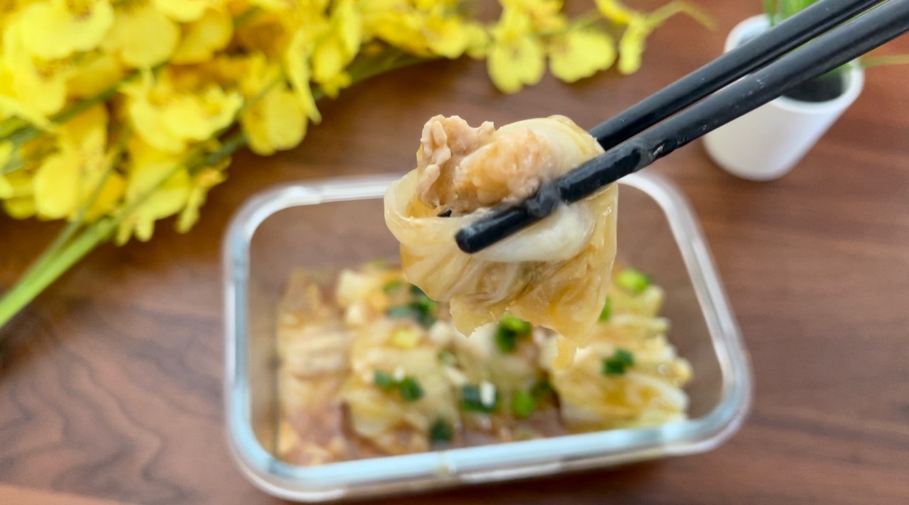 蒸出来的肉卷白菜，鲜美又多汁