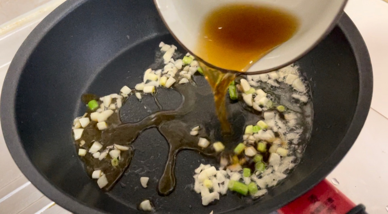 蒸出来的肉卷白菜，鲜美又多汁