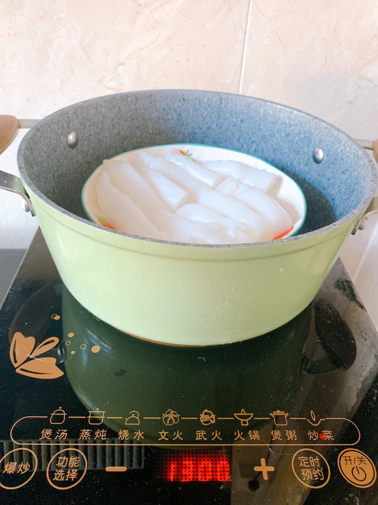 蒸猪肠粉-湛江口味的速成早餐