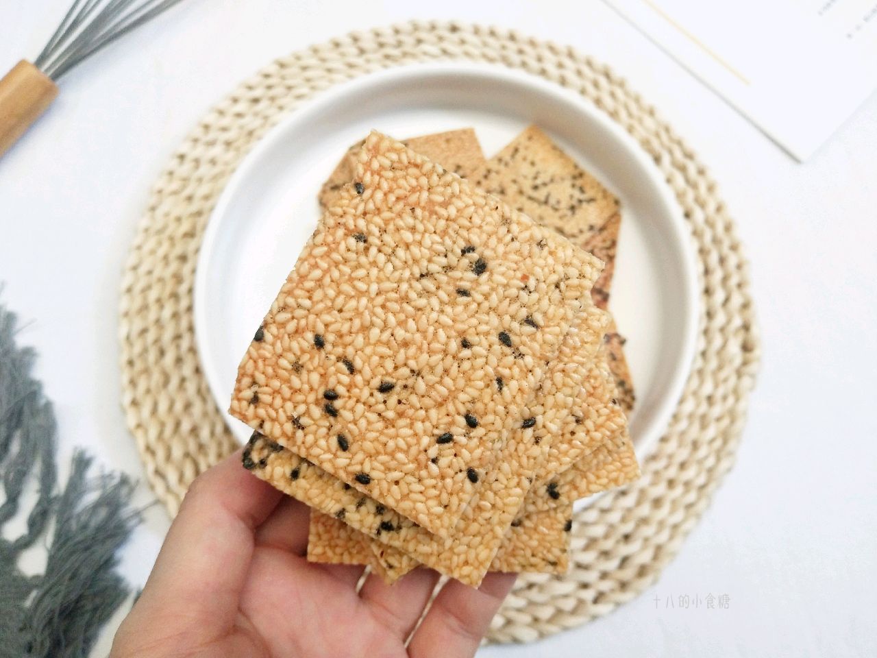 芝麻薄脆饼