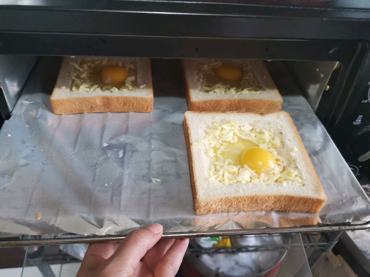 芝士鸡蛋面包片