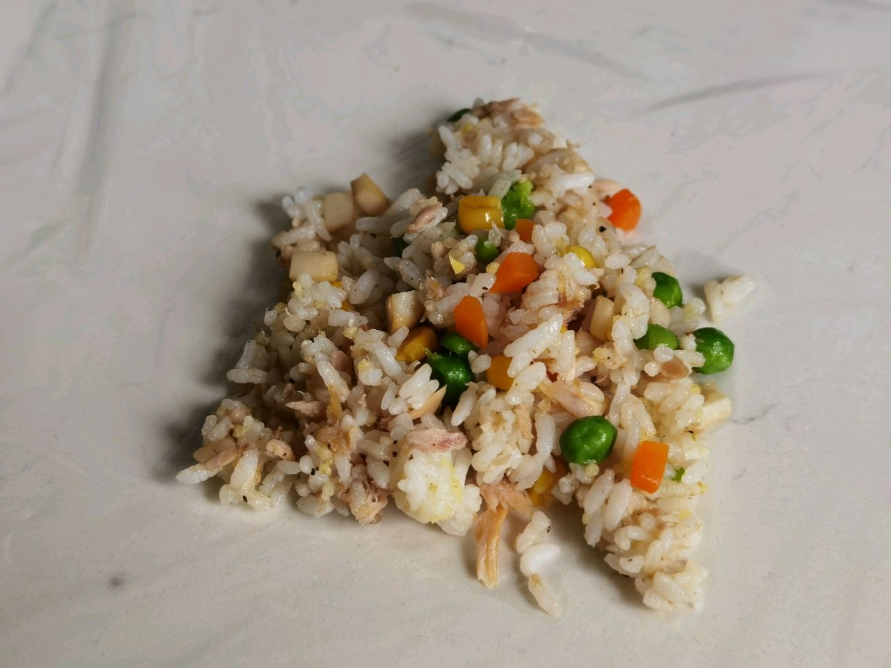 芝士金枪鱼烤饭团