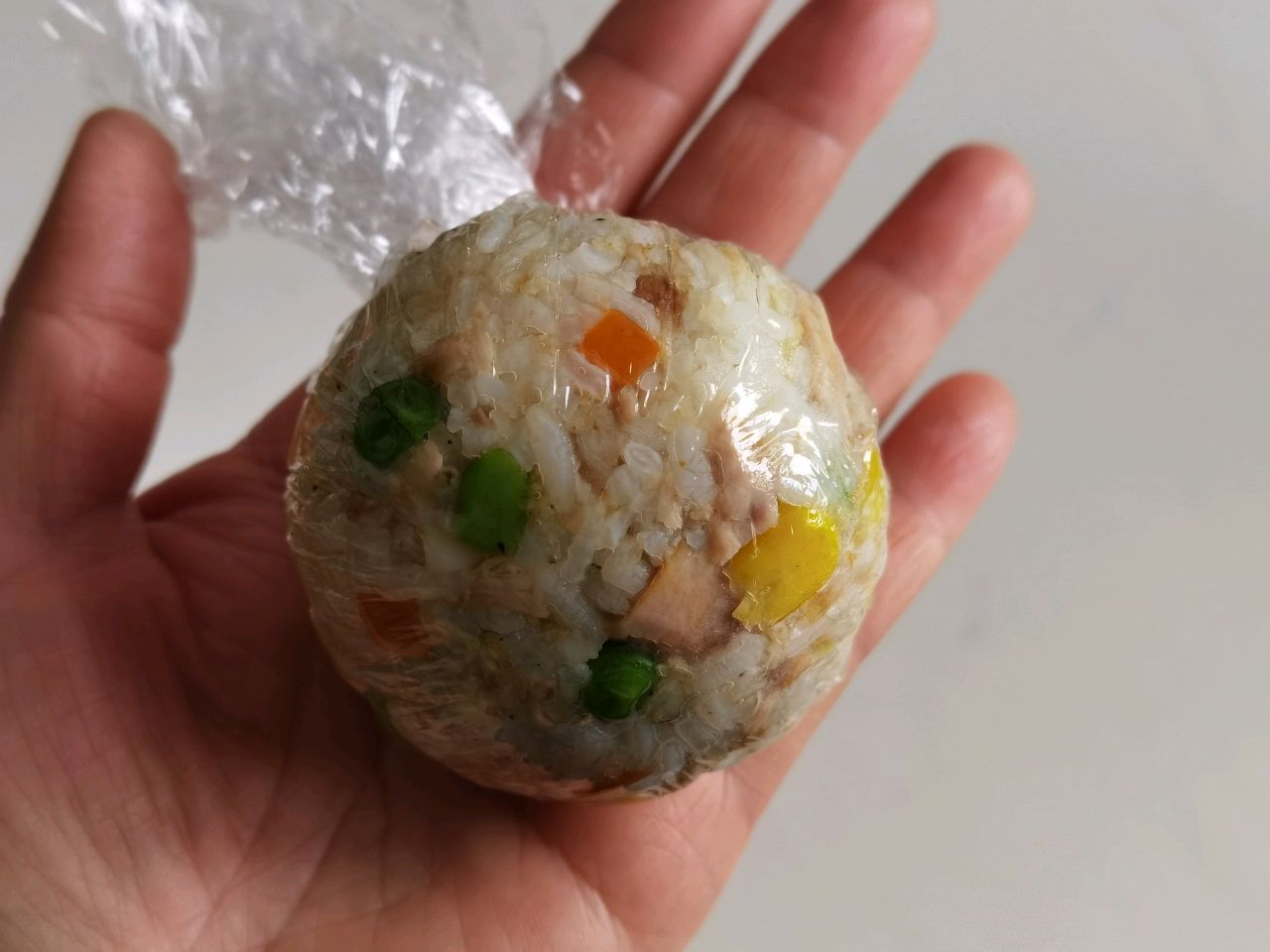 芝士金枪鱼烤饭团
