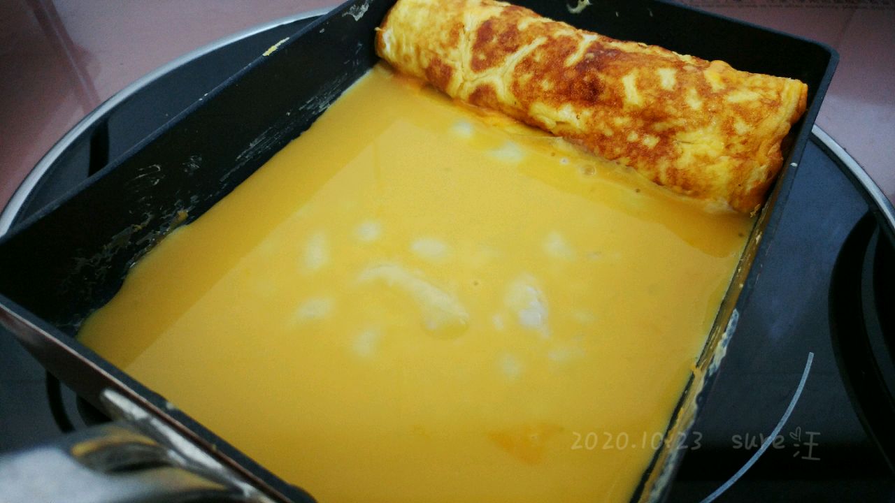 芝士肉肠奶蛋卷