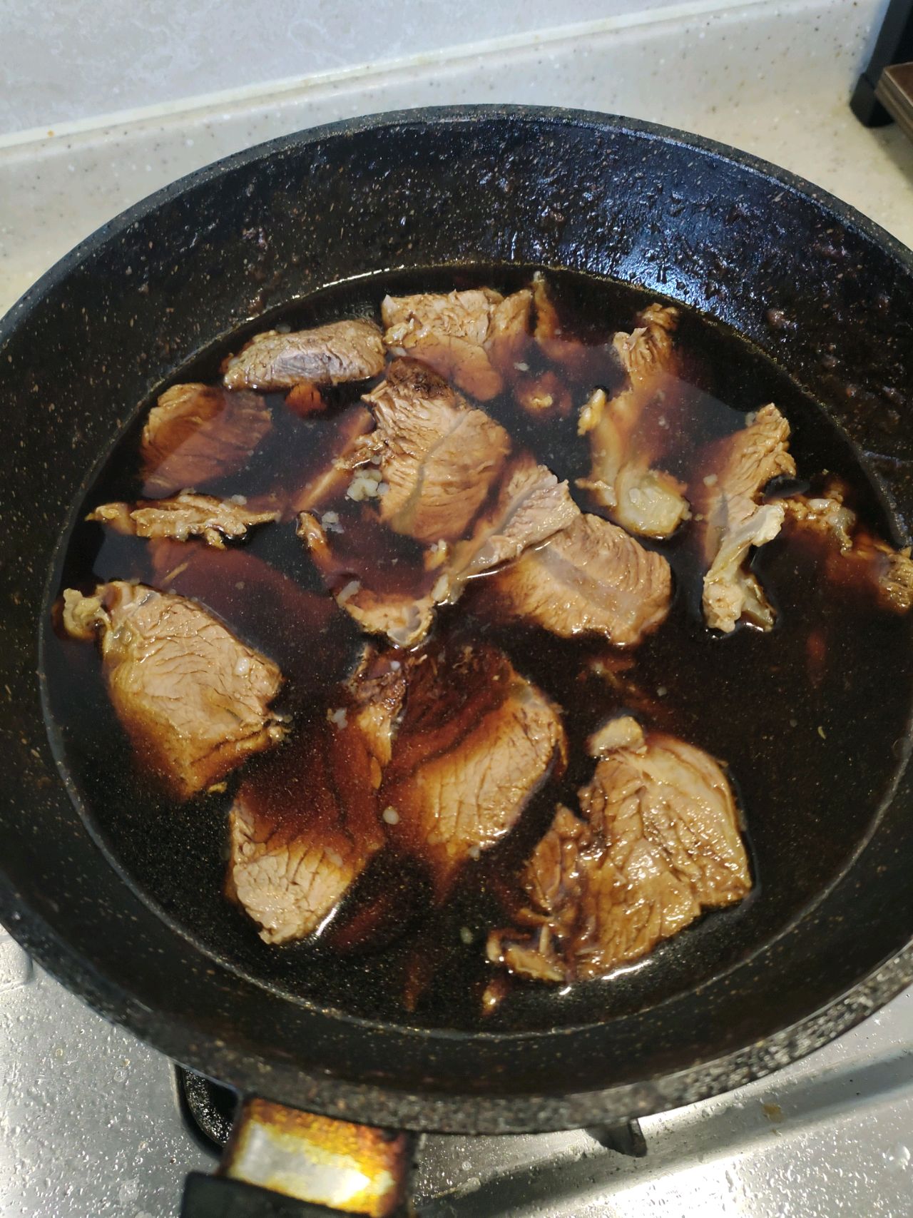 中式卤牛腱和西式炖牛肉