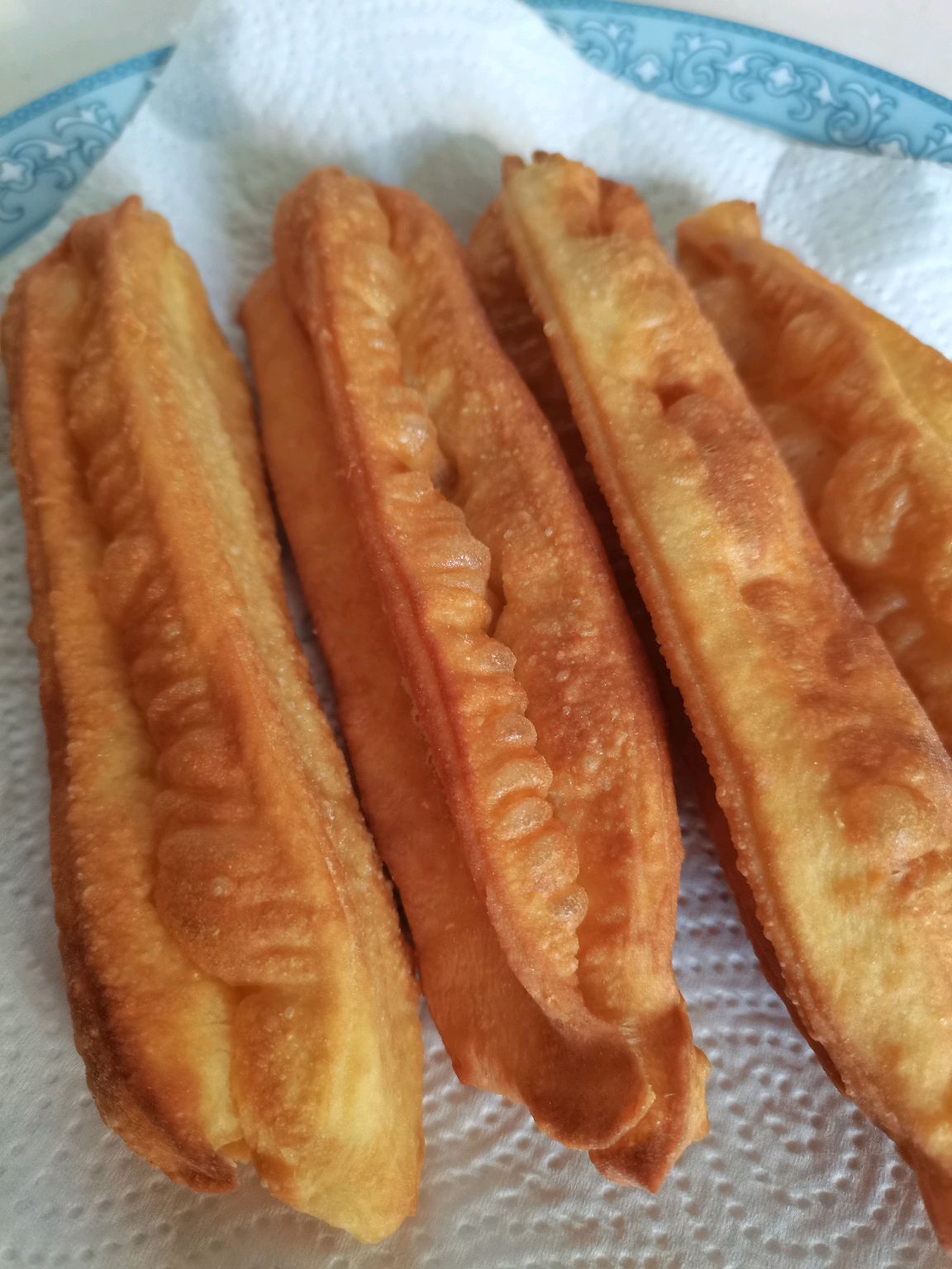 中式油条豆浆早餐