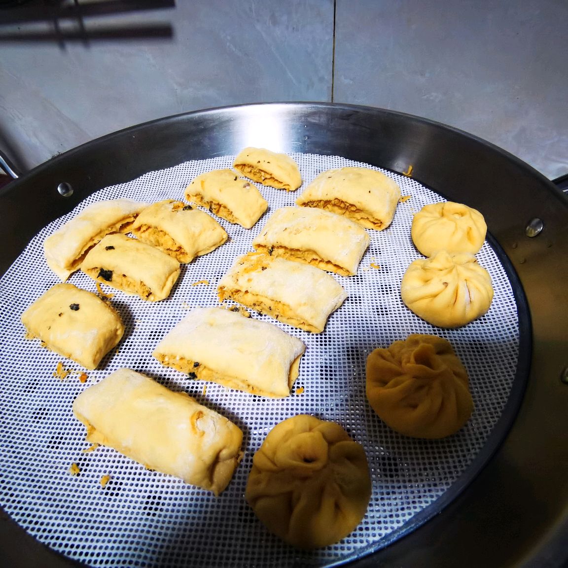 中式早餐：南瓜肉松海苔卷