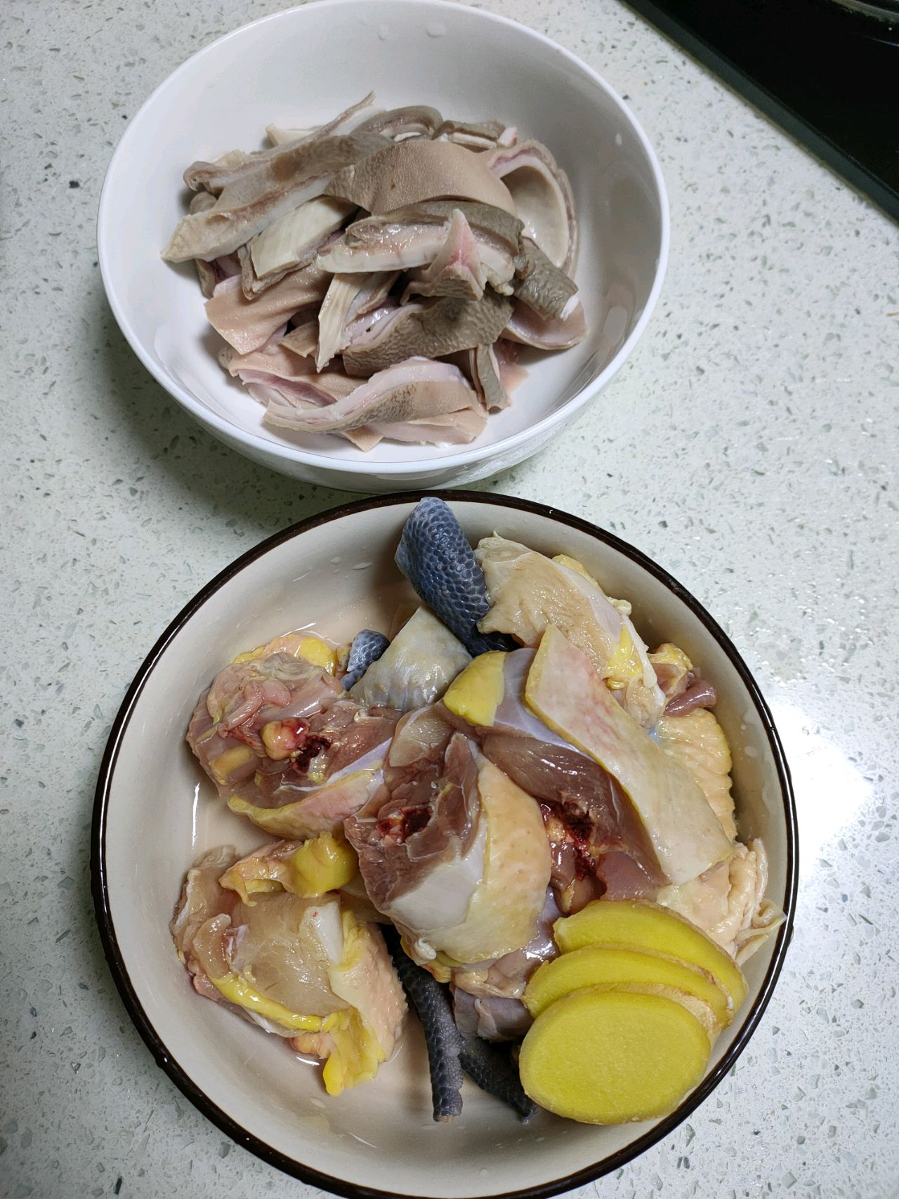 猪肚炖鸡