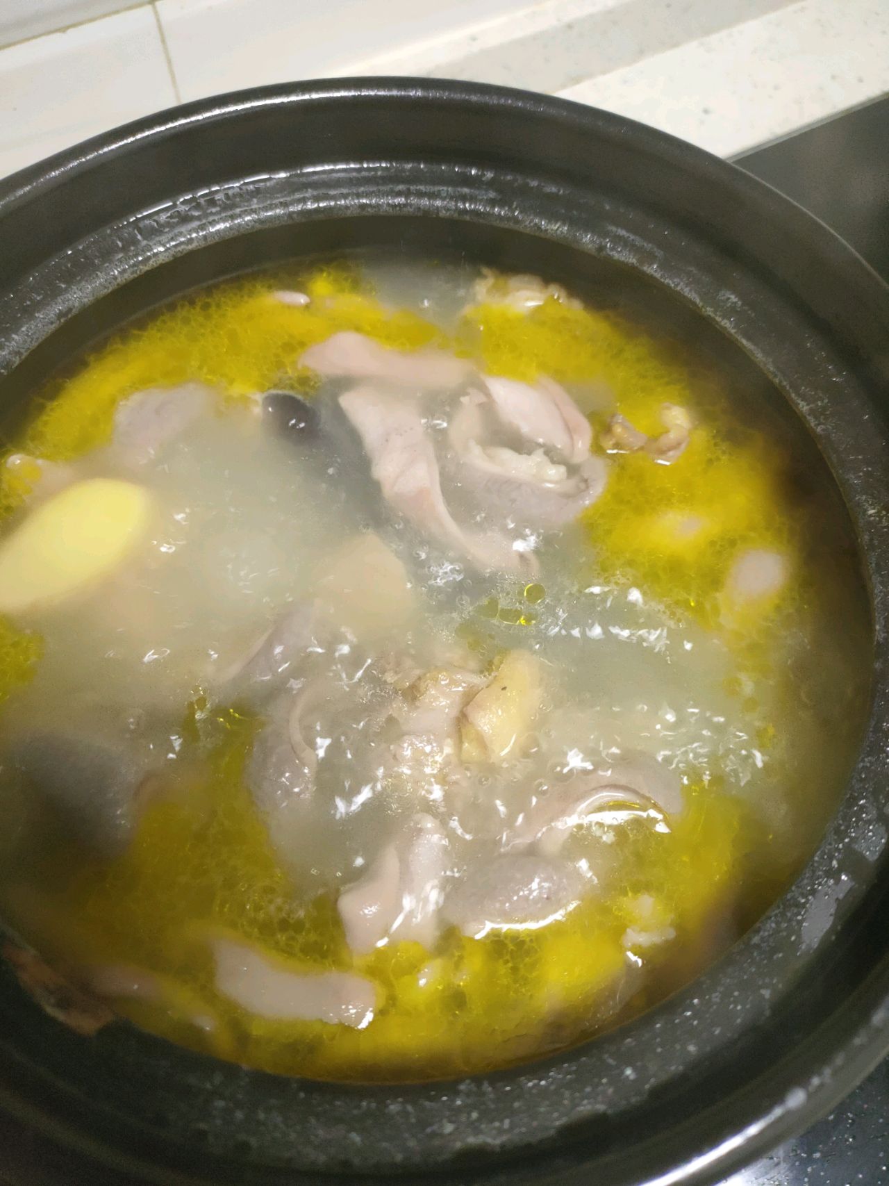 猪肚炖鸡