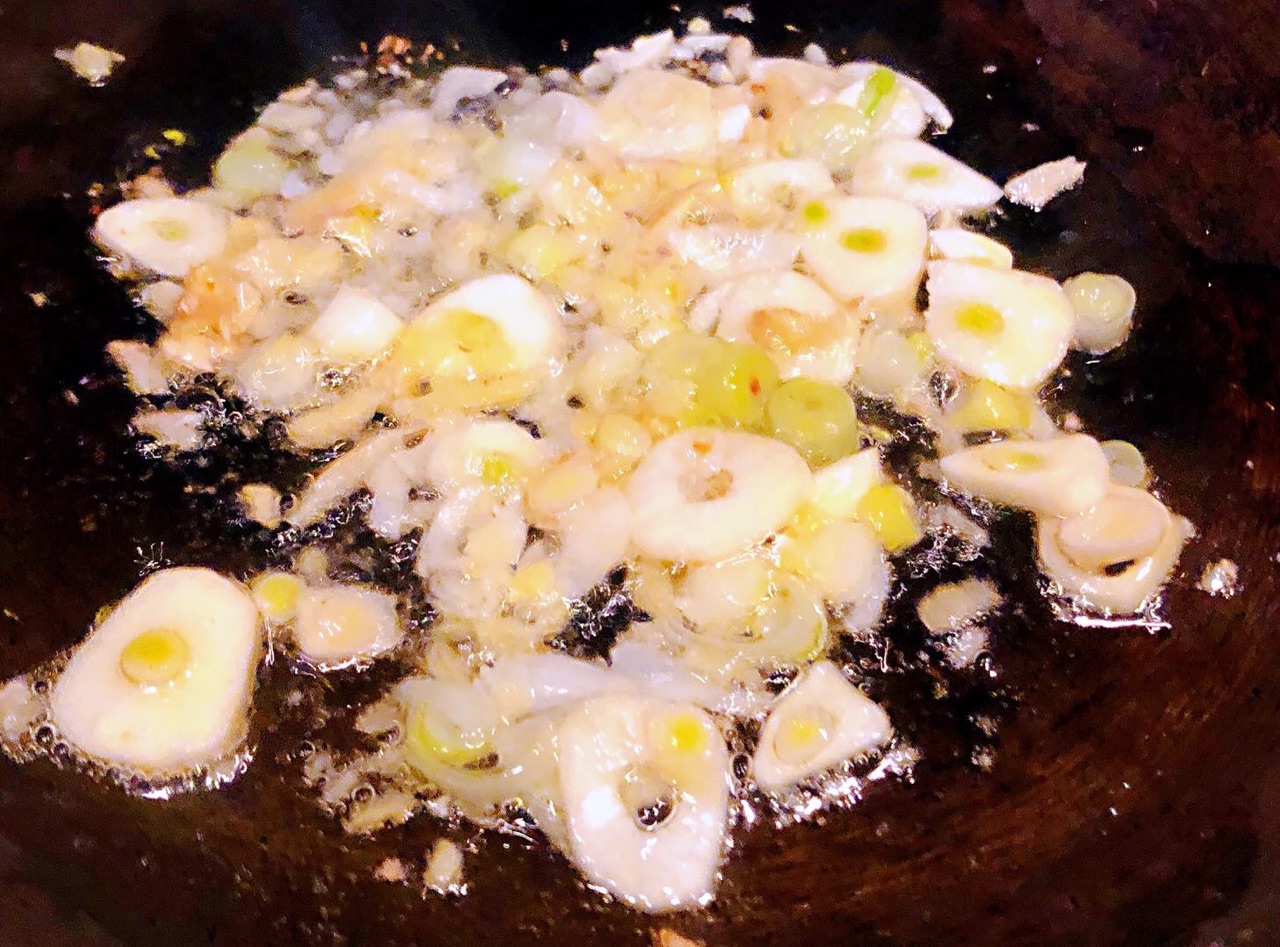 猪肉白菜海胆丸豆腐粉丝汤
