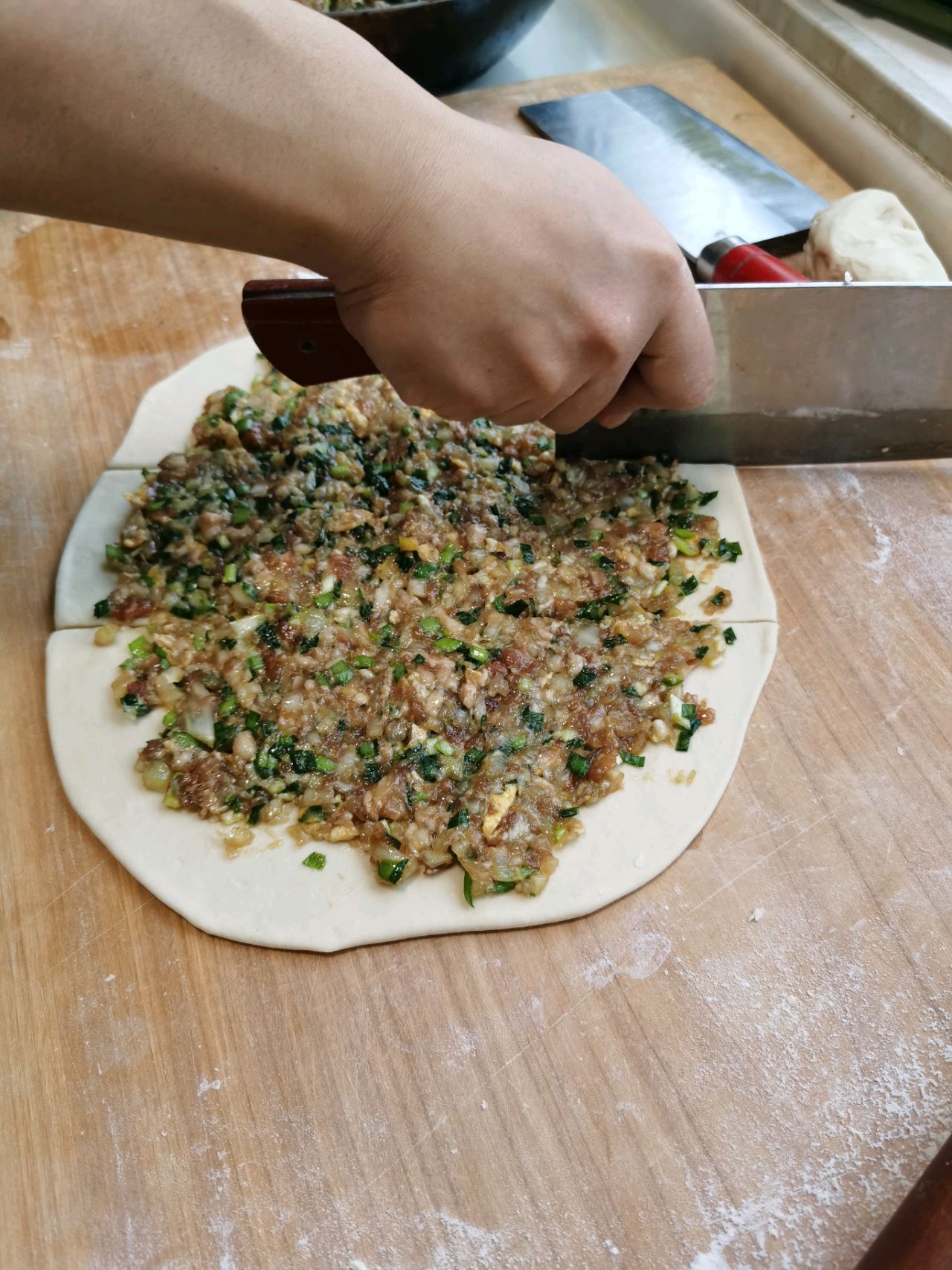 猪肉白菜韭菜饼