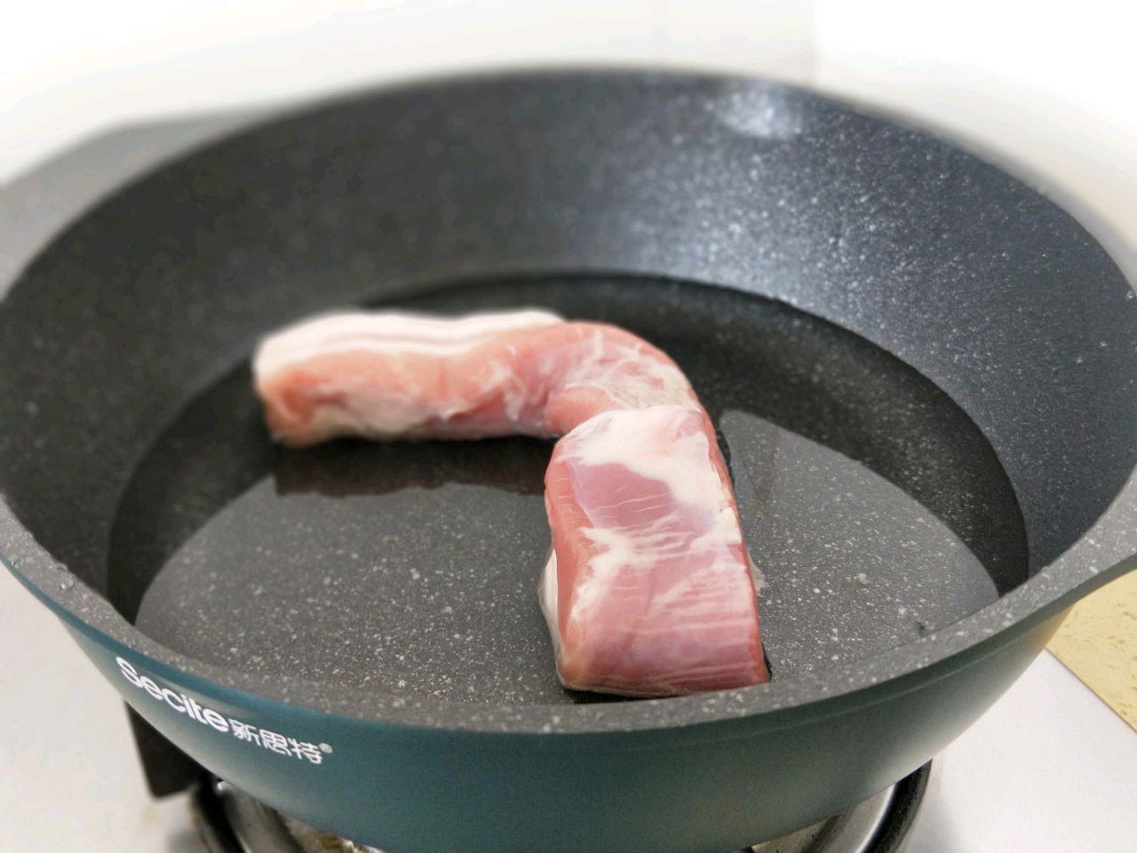 猪肉炖粉丝大白菜