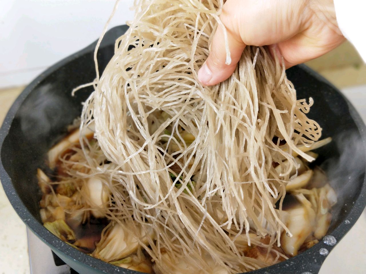 猪肉炖粉丝大白菜