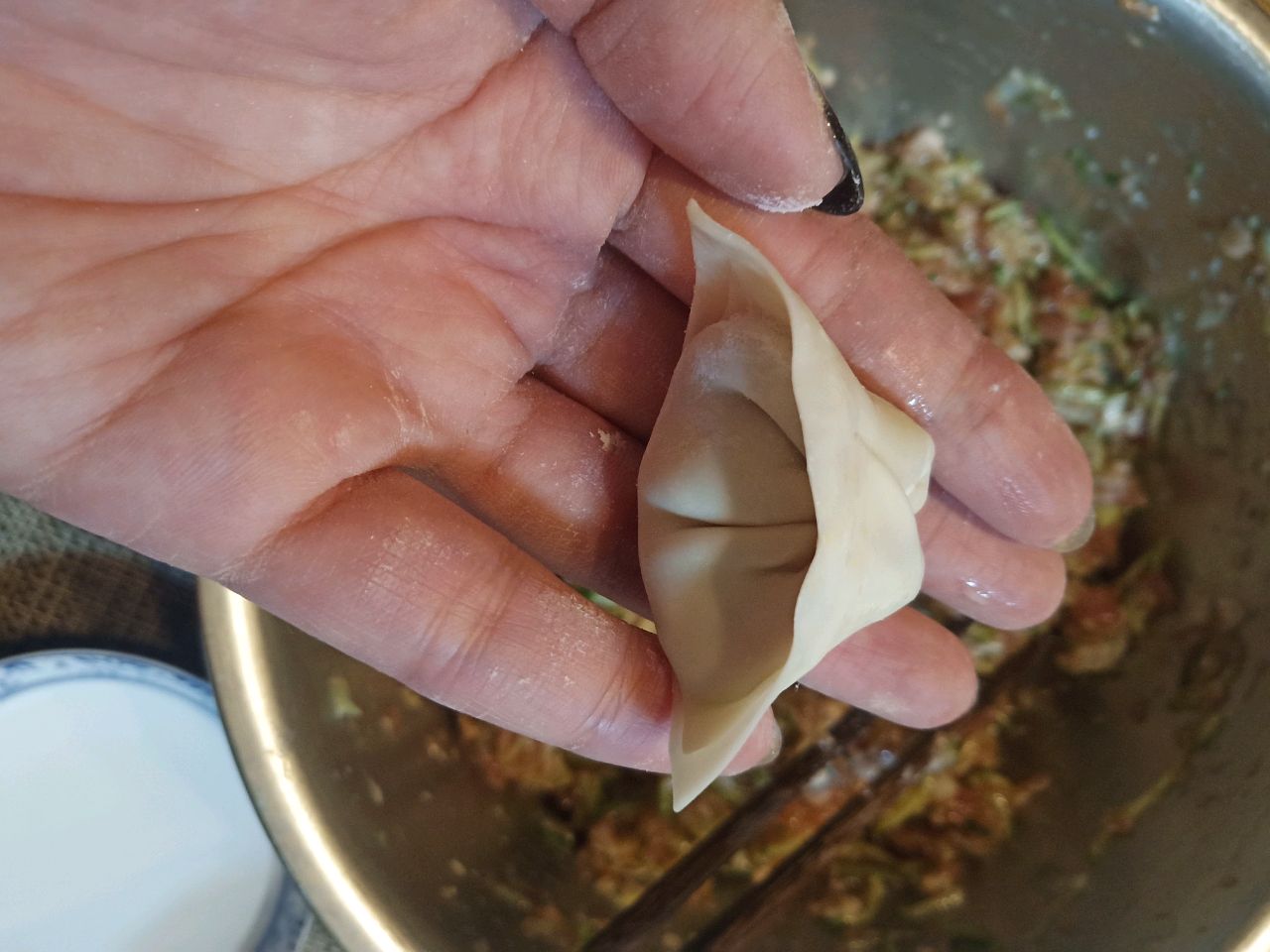 猪肉黄瓜馄饨