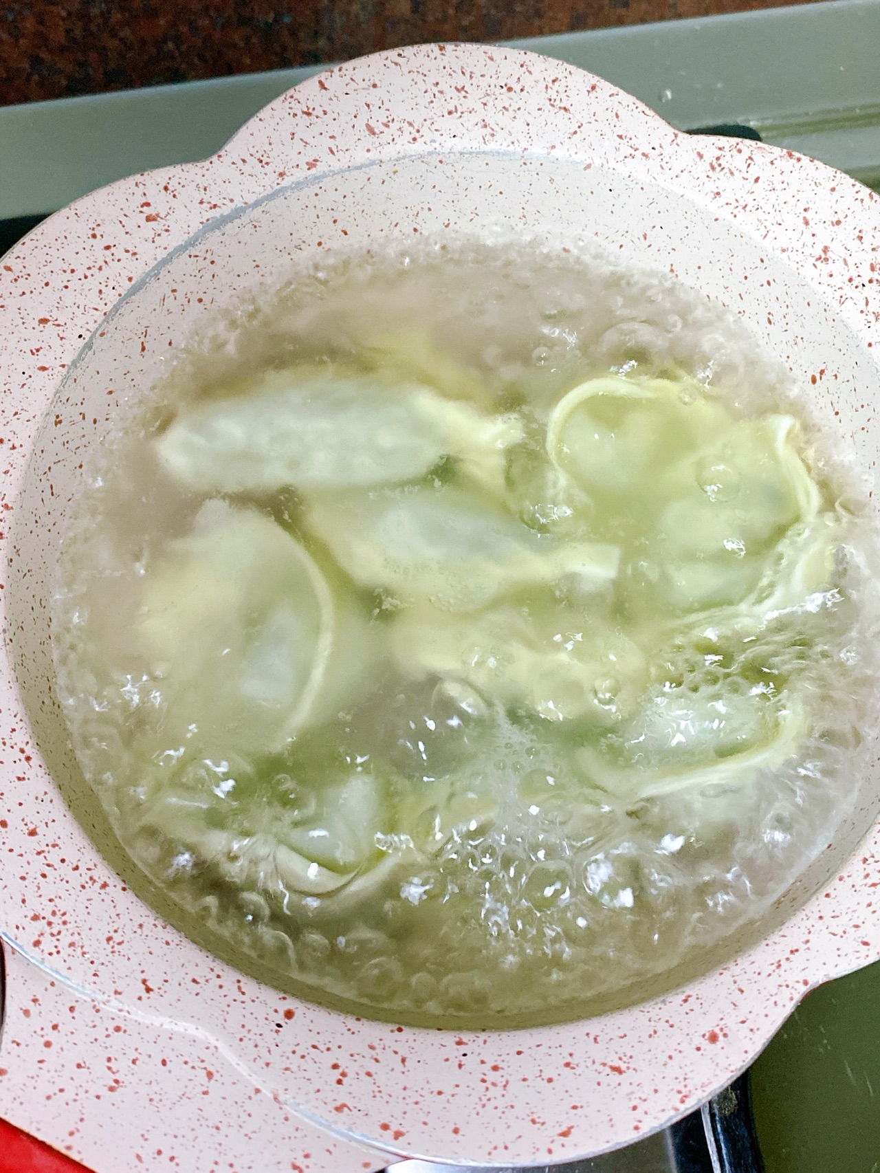 猪肉韭菜水饺