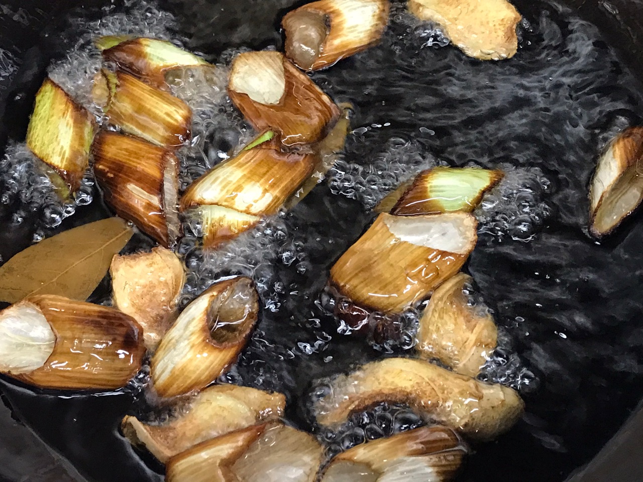 猪肉韭菜馅水饺