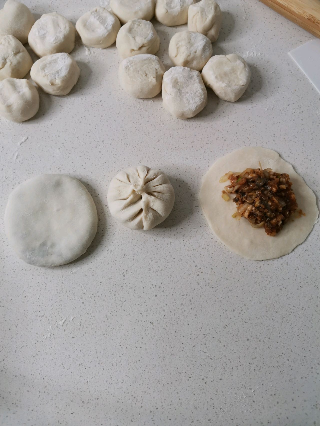 猪肉蘑菇馅饼