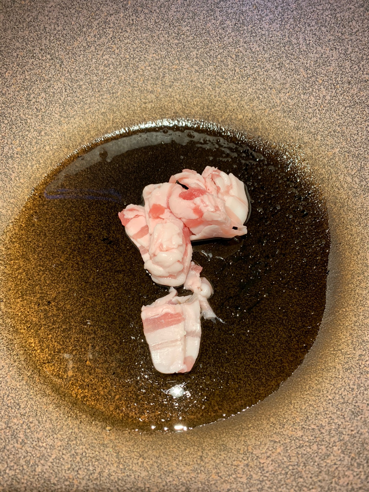 猪肉片炒蔬菜
