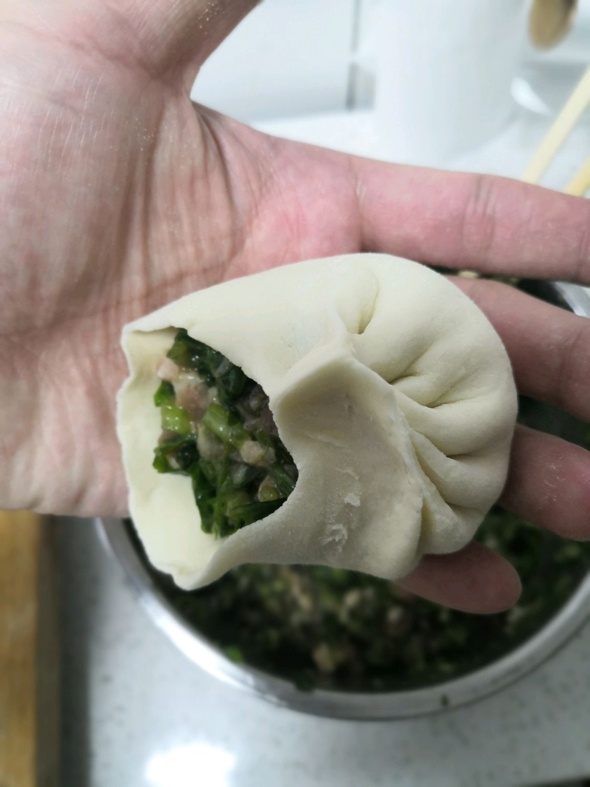 猪肉芹菜包子（全网最详细教程）