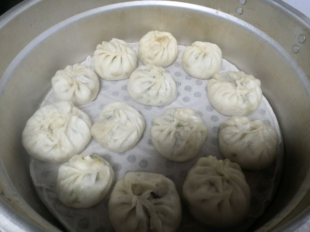 猪肉芹菜包子（全网最详细教程）