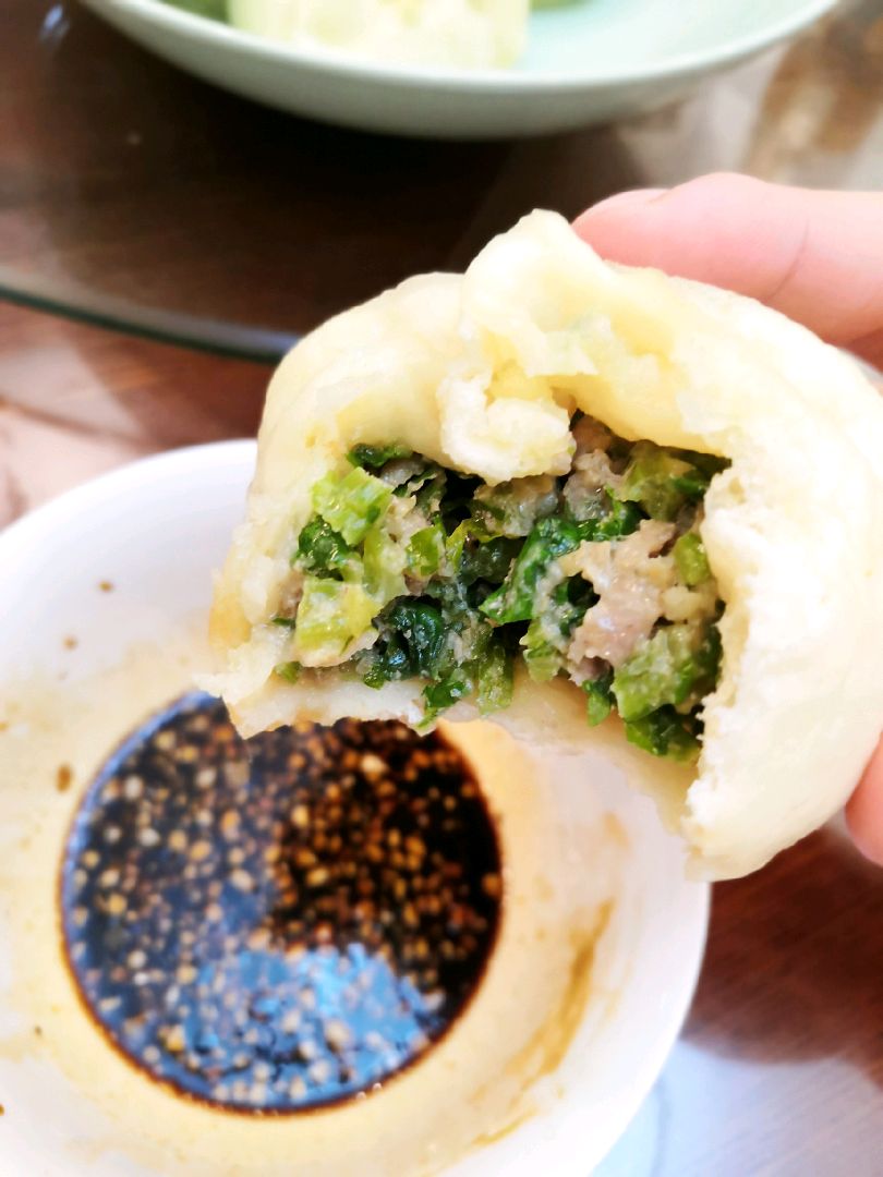猪肉芹菜包子（全网最详细教程）