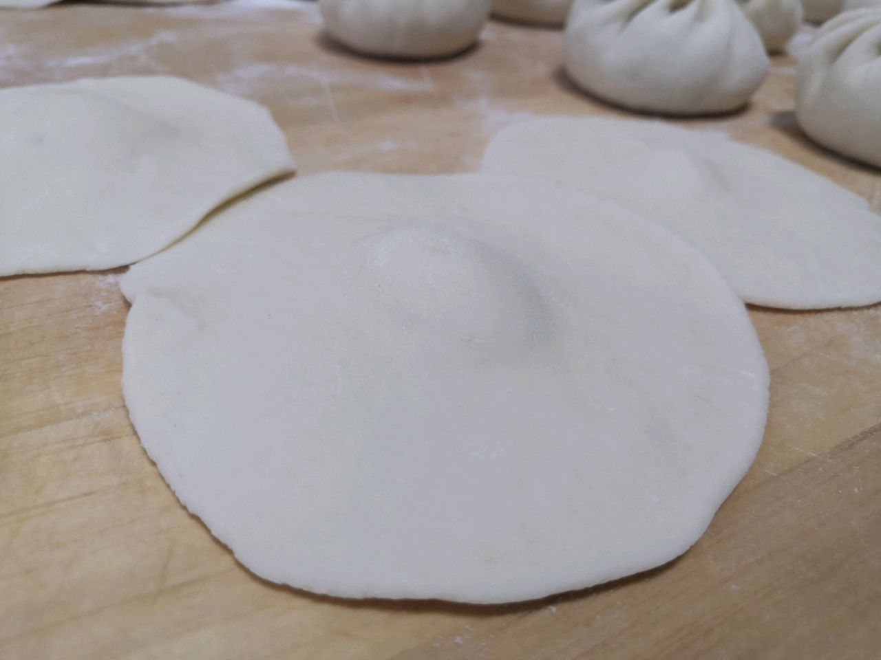 猪肉芹菜包子（全网最详细教程）