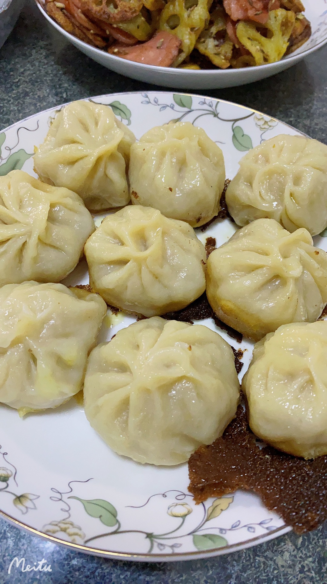 猪肉生煎包