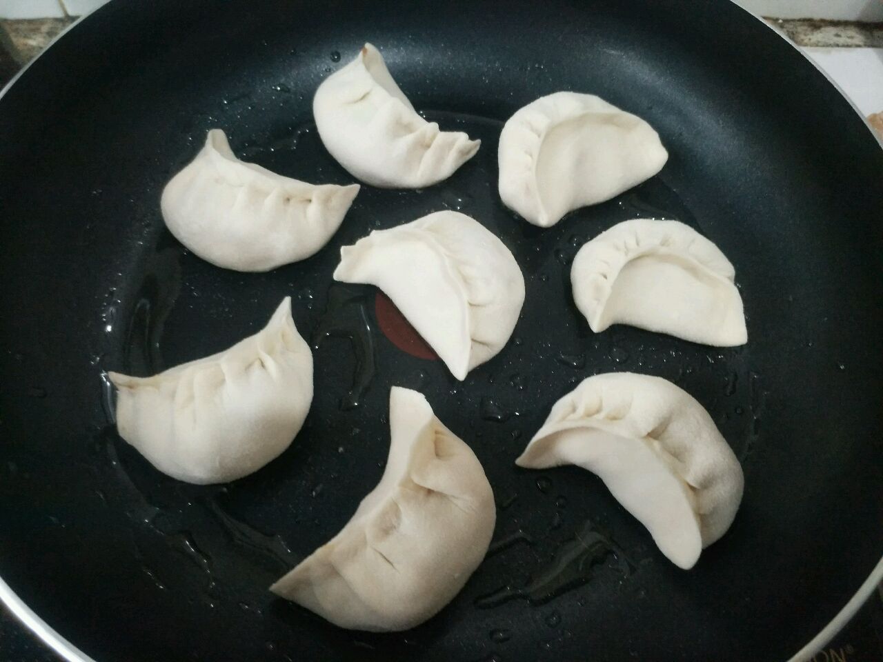 猪肉玉米煎饺