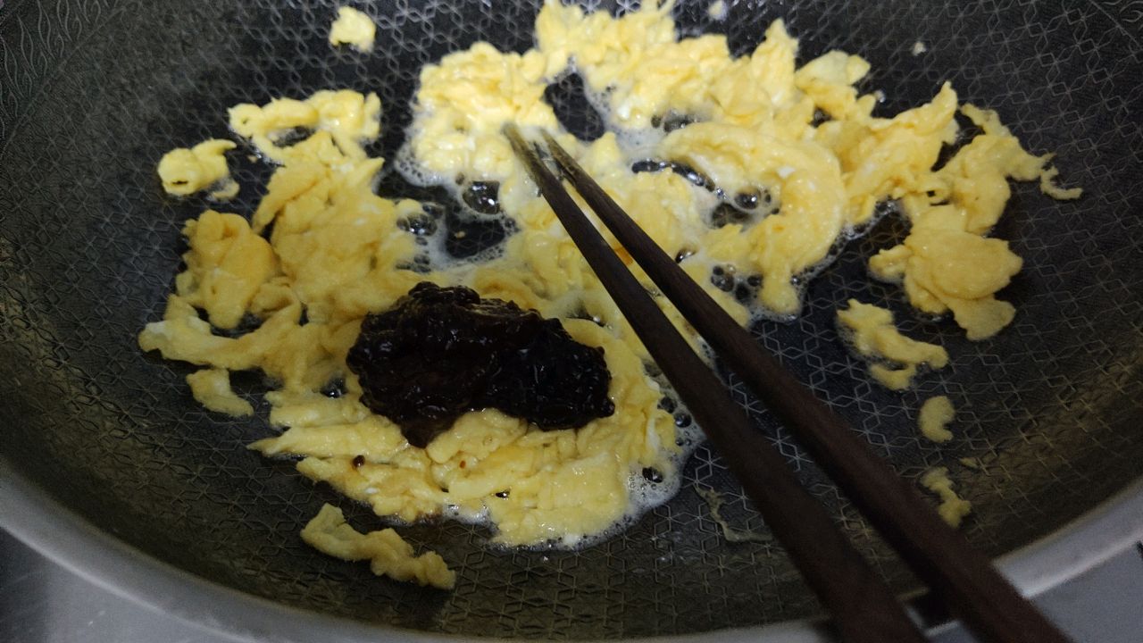 主食~鸡蛋炸酱面~美味