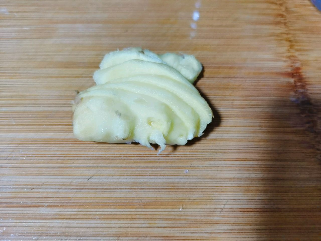 竹荪山药排骨汤
