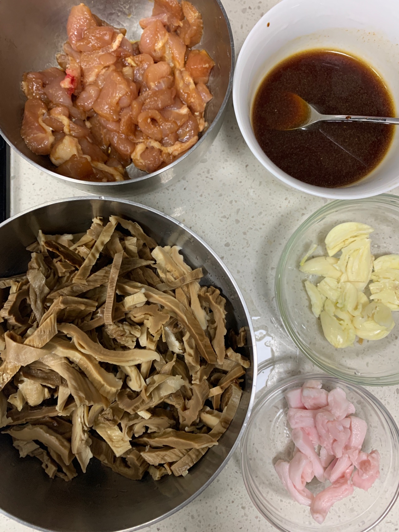 猪油笋干丝炒肉