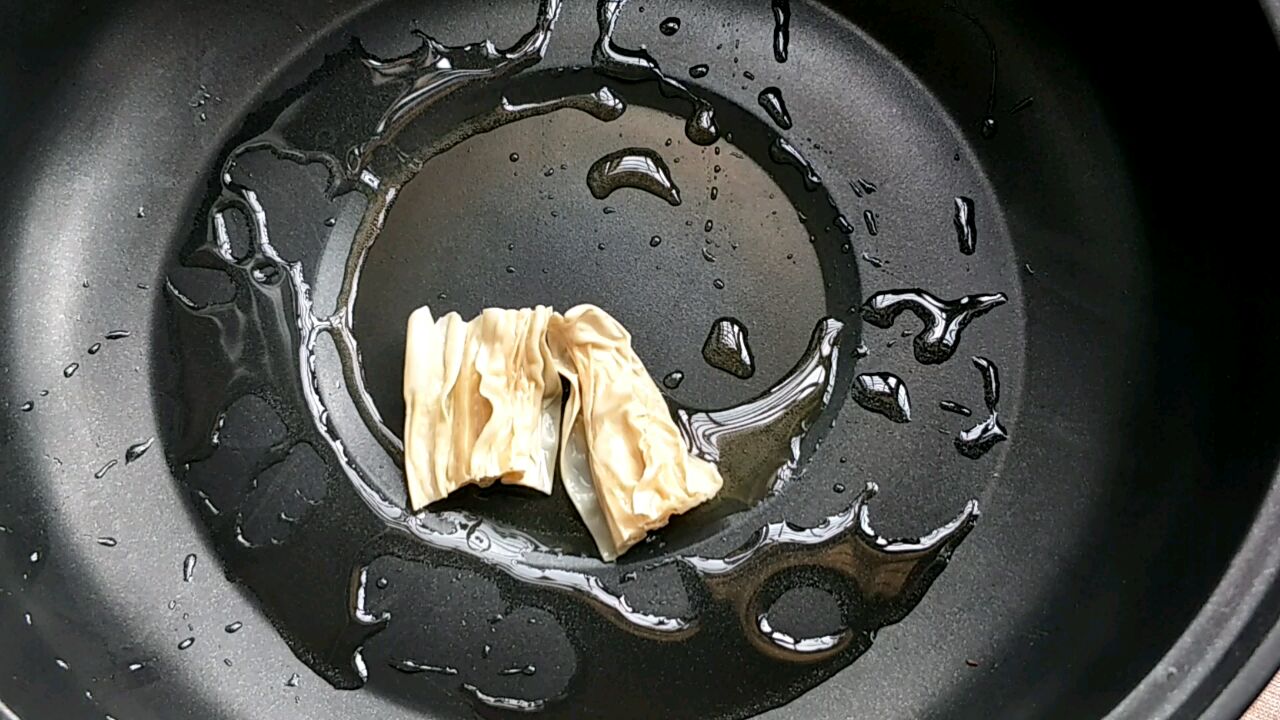 追剧必备的辣煎腐竹