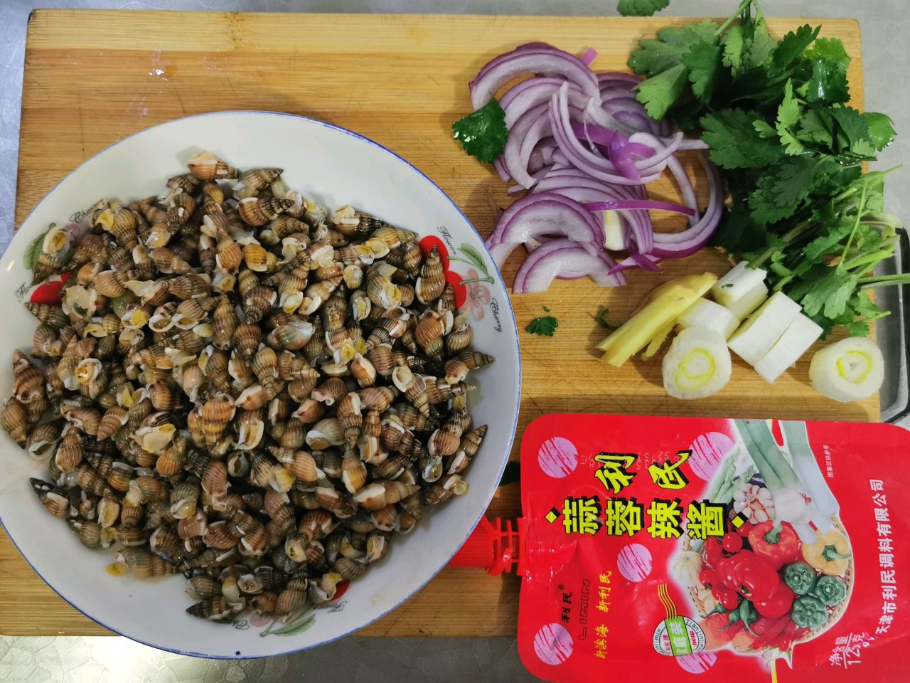 追剧必备｜辣炒海螺丝