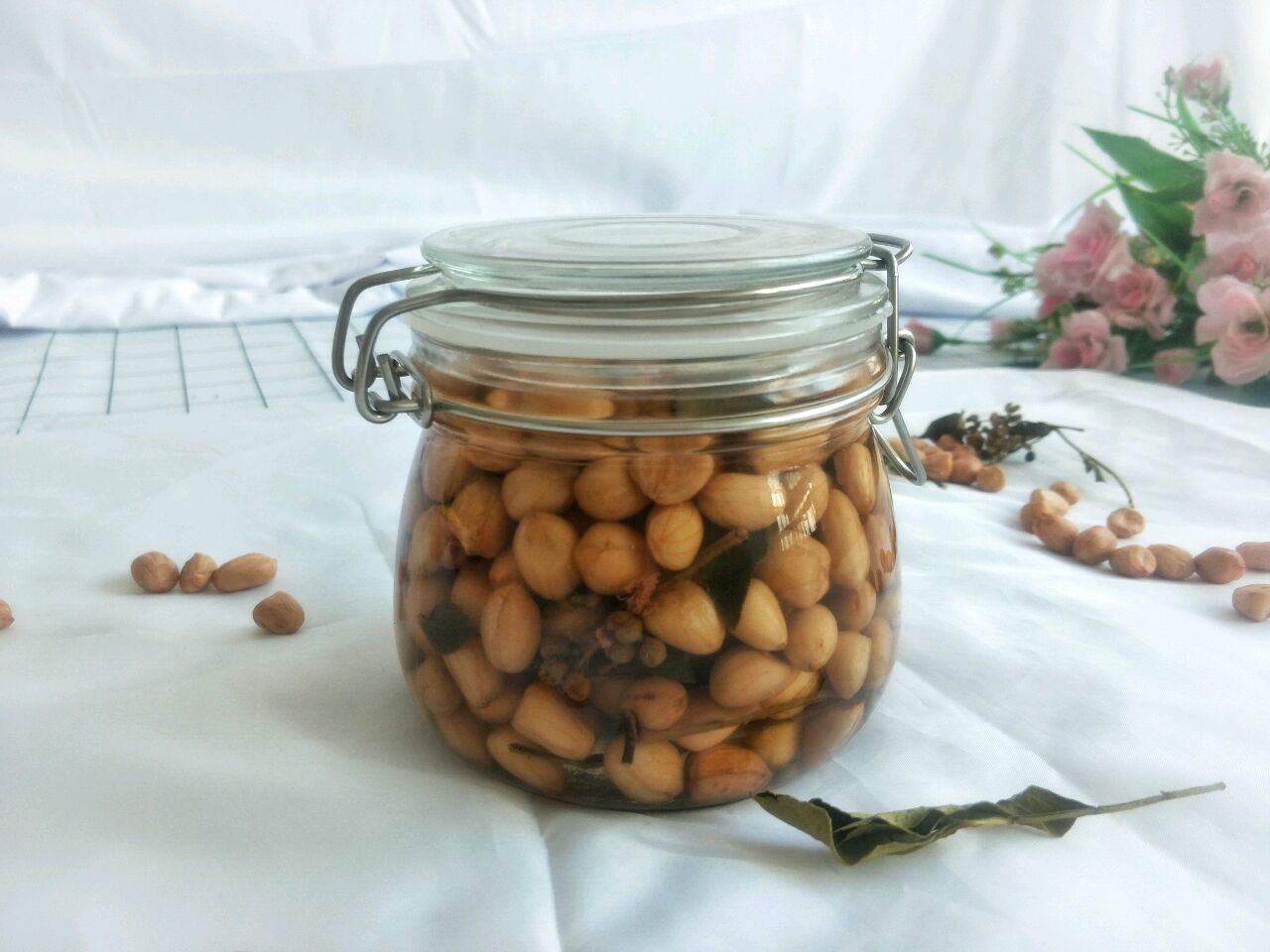 桌边小菜 花椒花生米