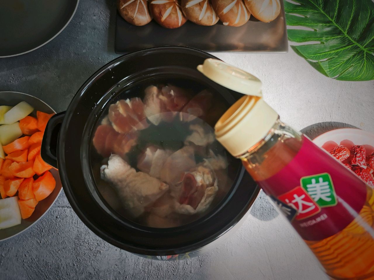 滋补鸡汤