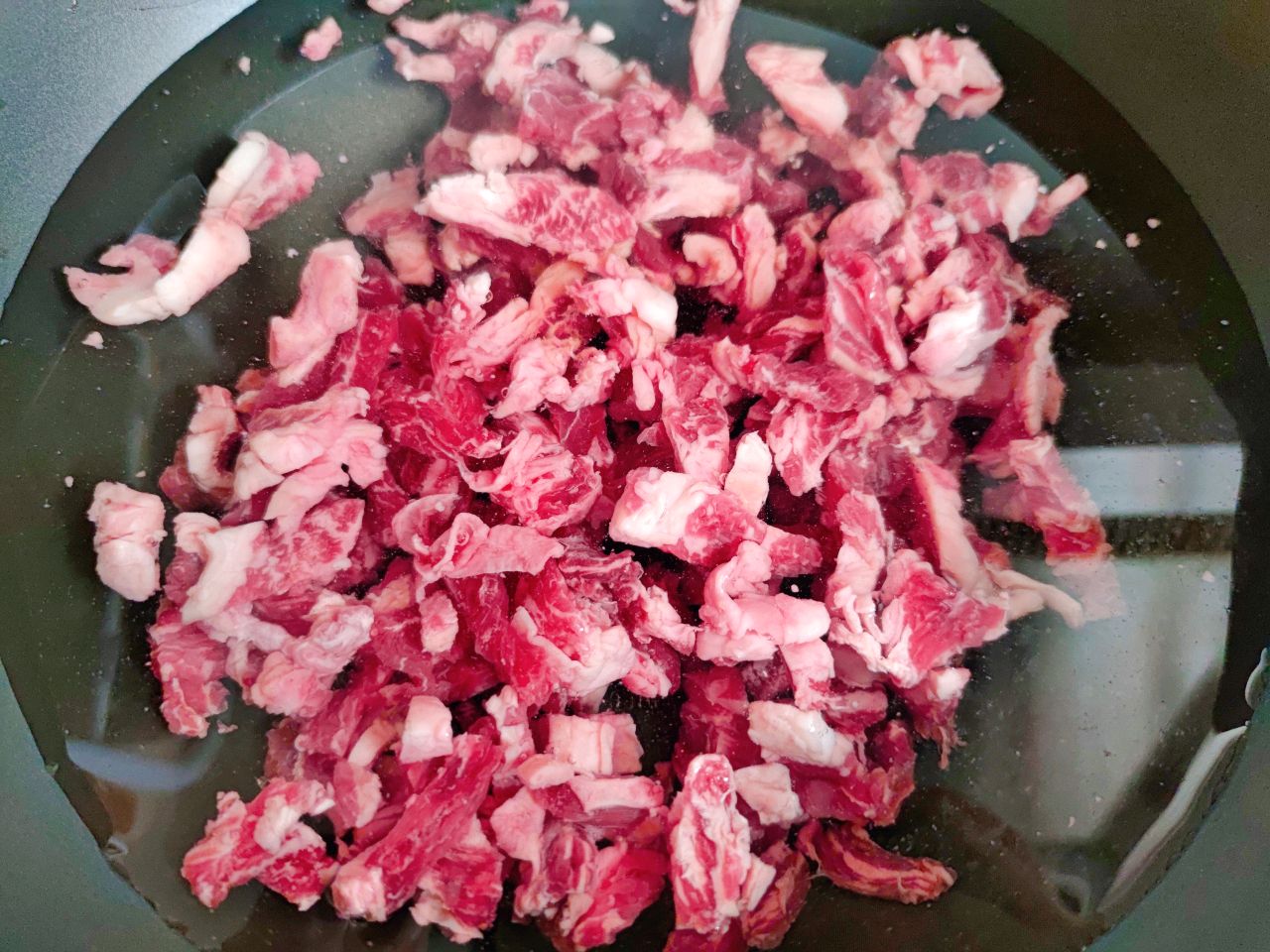 滋补裙带牛肉汤