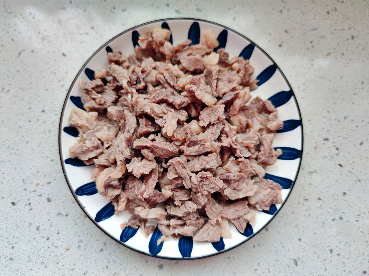 滋补裙带牛肉汤