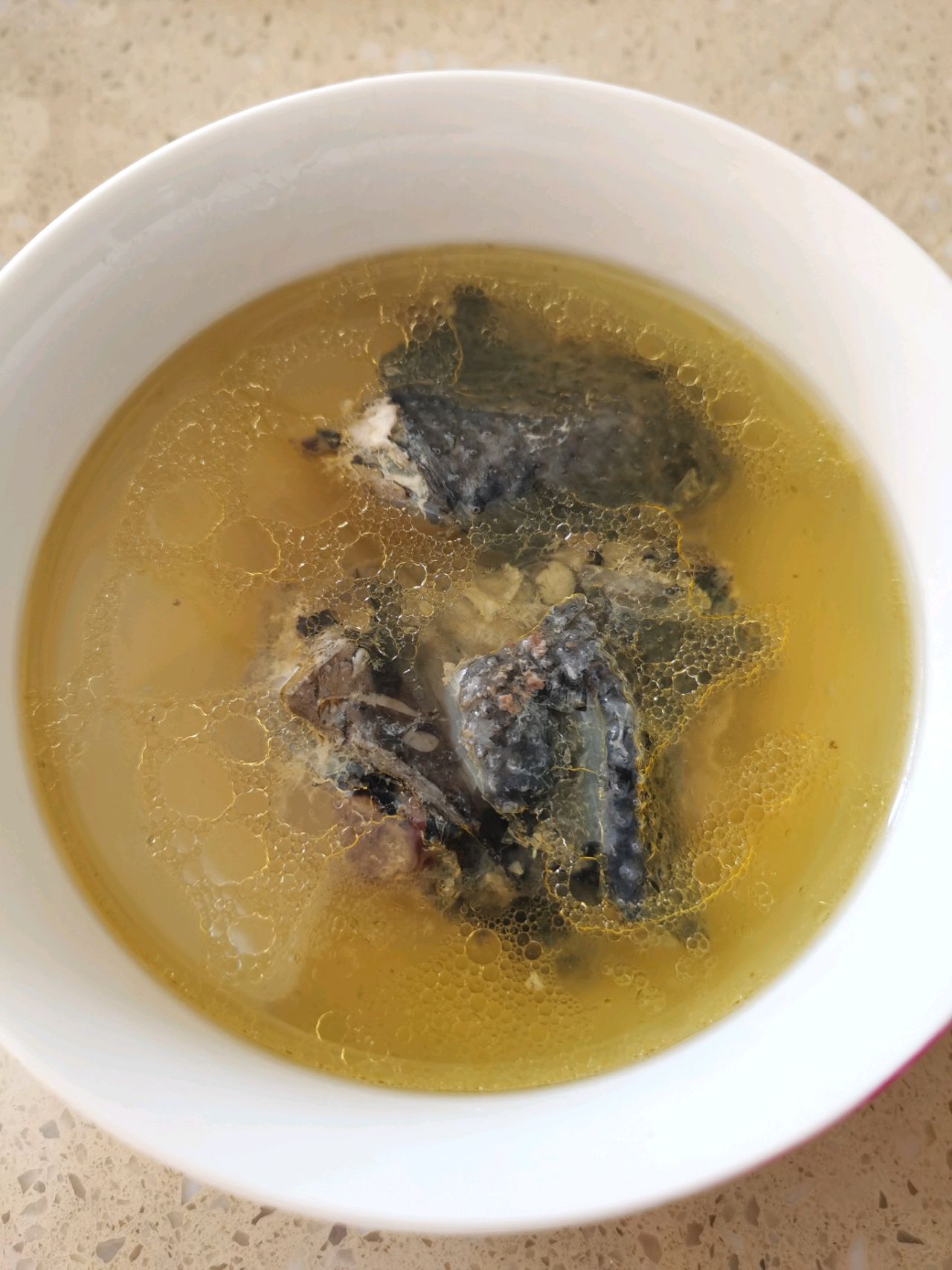 滋补乌鸡汤