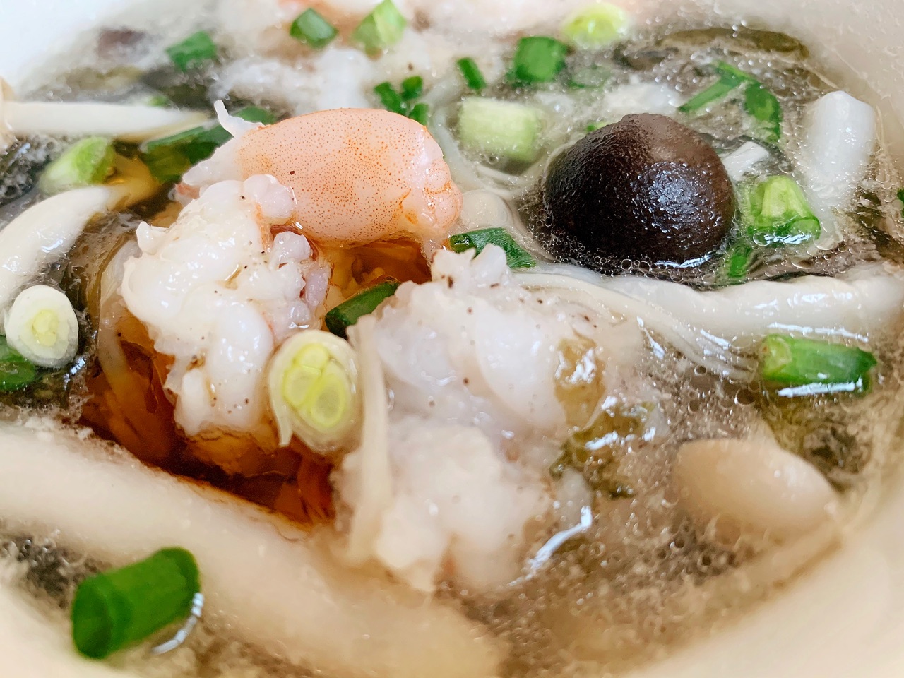 紫菜菌菇虾片汤