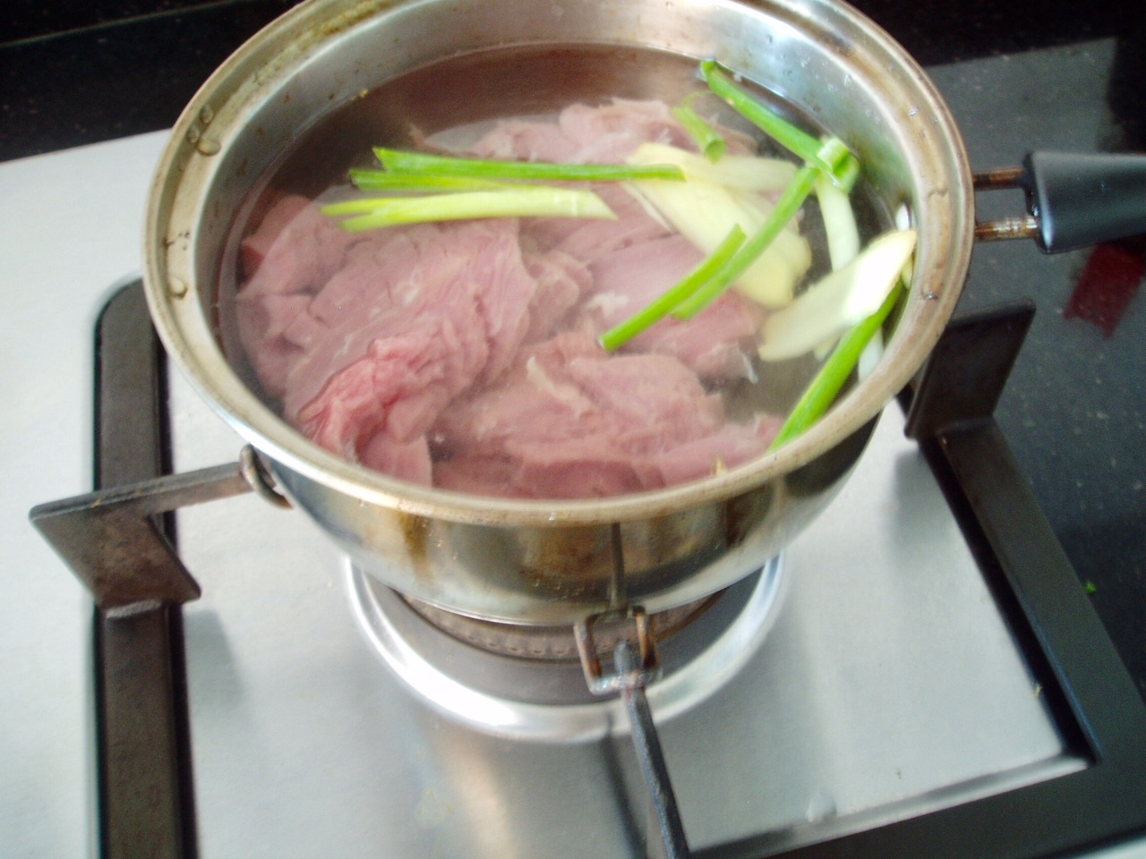 自炒猪肉酥