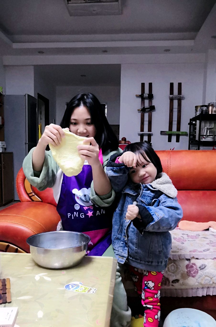自发粉面包