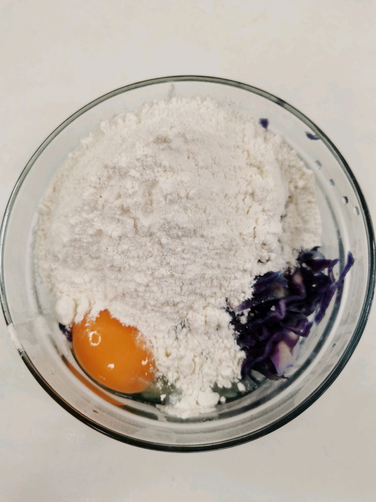 紫甘蓝萝卜丝鸡蛋饼