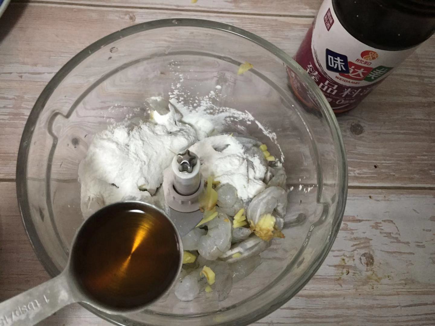 自己在家吃火锅，做法简单的—番茄火锅汤底