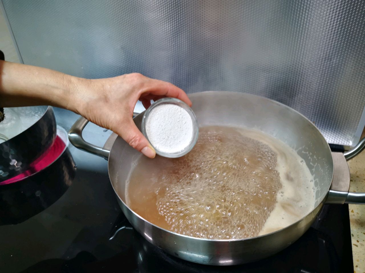 自家熬制川贝雪梨膏