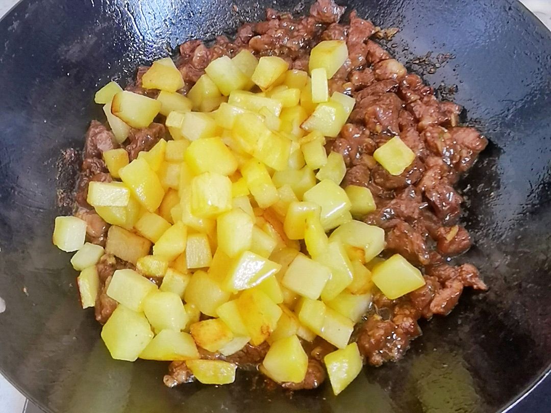 孜然土豆牛肉，烧烤味超解馋