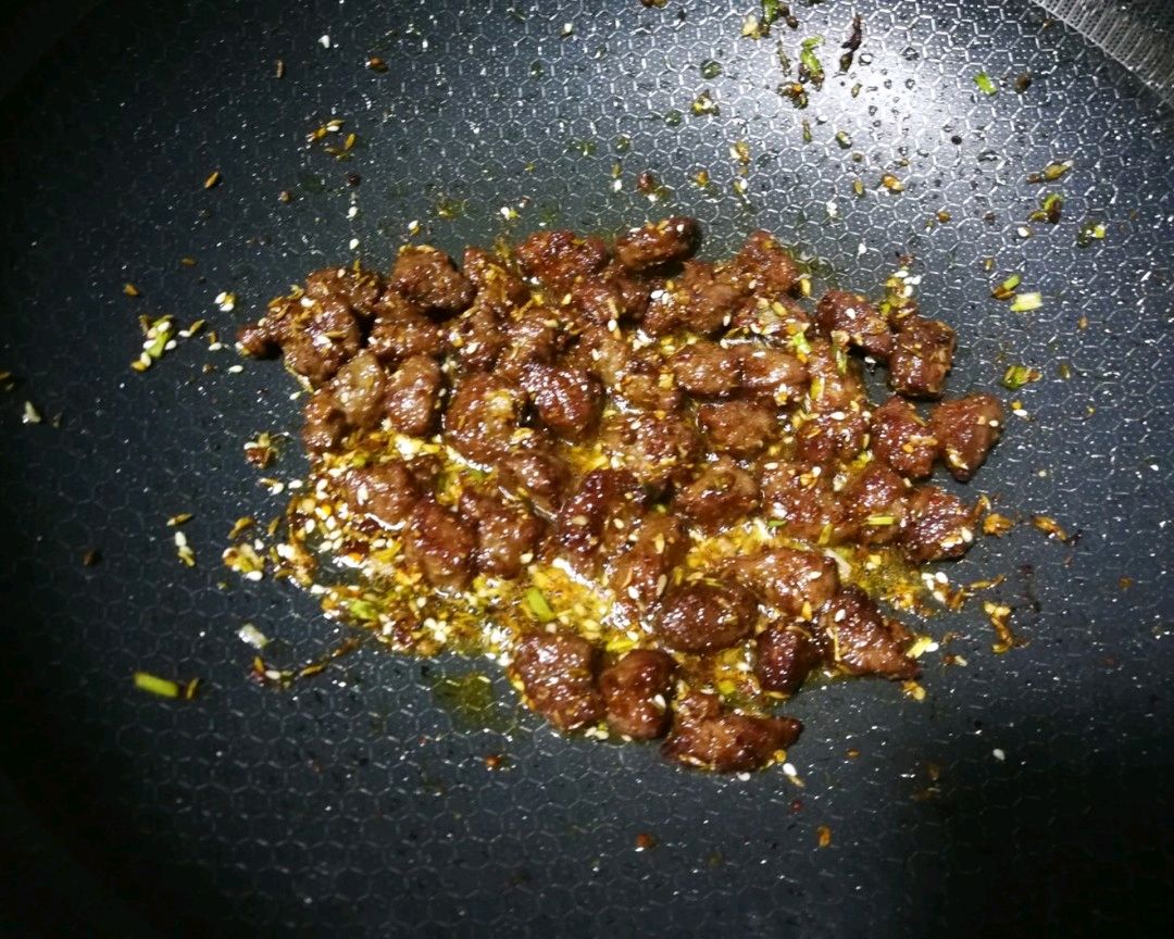 孜然羊肉粒